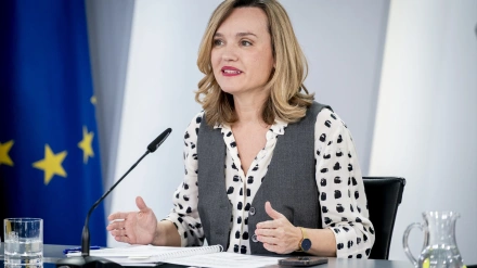 La ministra Portavoz del Gobierno, Pilar Alegría, tras el Consejo de Ministros que ha cesado a Hernández