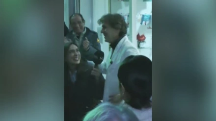 Vecinos de Hortaleza se despiden de Fausto, su farmacéutico