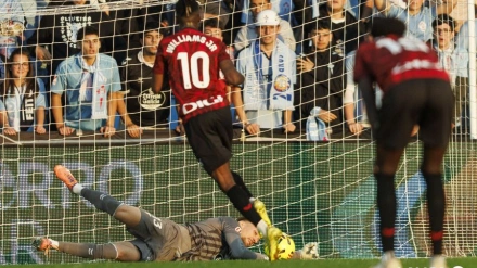 Imagen del penalti fallado por Nico Williams en el Celta-Athletic