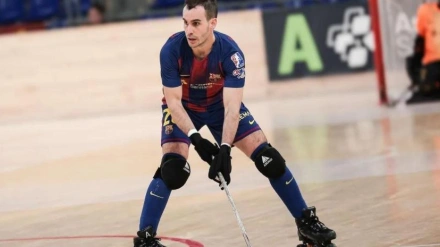 Xavi Barroso firma tres año más como azulgrana