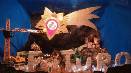 Burgos da voz a la realidad de la migración en Navidad con un nacimiento con mucho significado