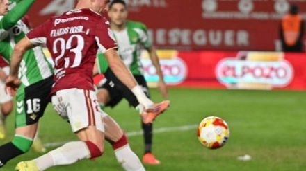 El Real Murcia no pudo sorprender al Betis