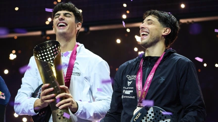 Tapia y Coello celebran la victoria en Barcelona.