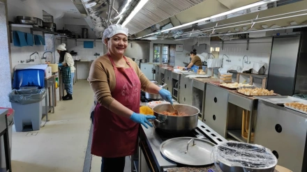 Yimi es la responsable de cocina del albergue Juan XXIII