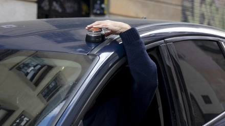 La Guardia Civil avisa: la nueva luz de emergencia V-16 no garantiza por sí sola la seguridad