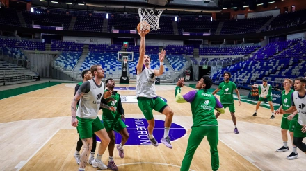 Djedovic durante un entrenamiento