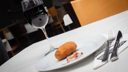 Asohtur califica de irregular el balance de 2025 y cierra el año con escasa ocupación en hoteles pero mucha afluencia en bares y restaurantes