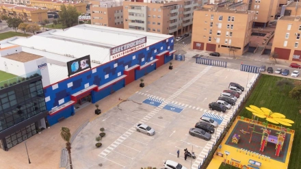 Parque Comercial Electrocash Maltravieso