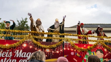 Cabalgata de los Reyes Magos en Oleiros (A Coruña)
