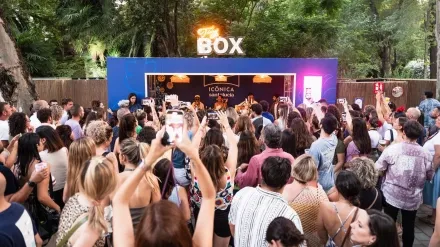 Escucha aquí a Javier Esteban, Director de ICÓNICA SANTALUCÍA Sevilla Fest