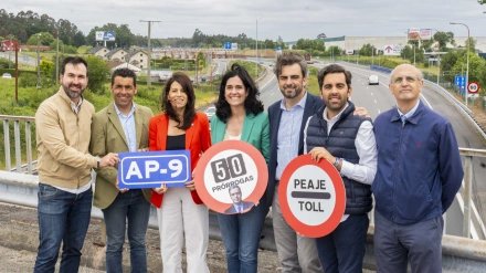 Imagen de archivo de responsables del PP sobre la autopista AP-9