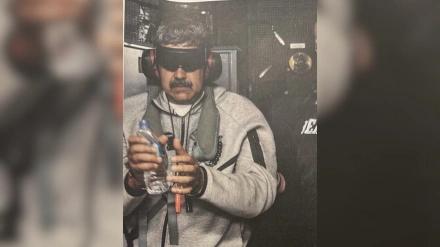 Fotografía difundida por Donald Trump de Nicolás Maduro detenido