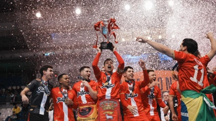 Jesús levanta la tercera supercopa