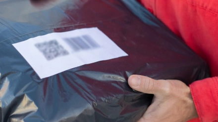 Etiquetas en las cajas de compras on line