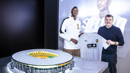 Sadiq, nuevo jugador de la Real Sociedad