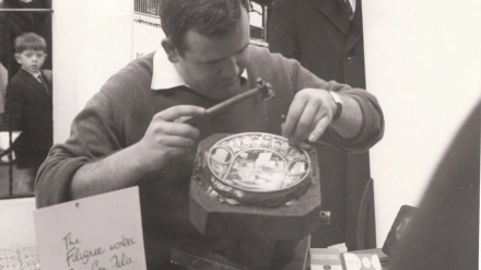 Mariano San Félix, maestro del damasquinado