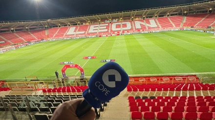 El micrófono de Tiempo de Juego en el Reino de León