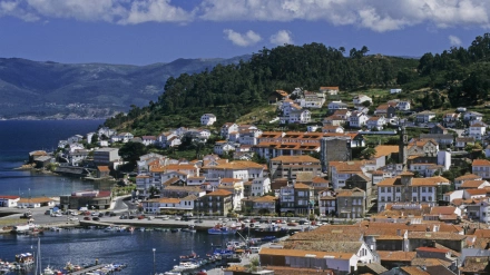 Fotografía desde el aire de Muros, en las Rías Bajas