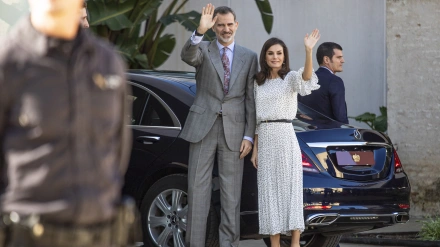 Los Reyes de España visitan la localidad onubense de Almonte