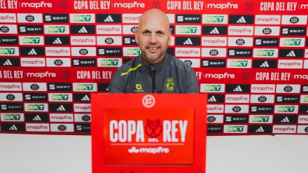 José Alberto confía en el el Racing para ganar en Copa al Barcelona: "Podemos"