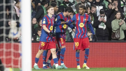 Ferran Torres celebra el 0-1 del Barcelona contra el Racing