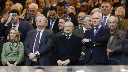 Florentino Pérez, en el palco durante el Real Madrid-Levante