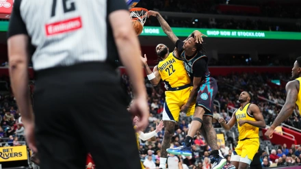 Los Indiana Pacers solo llevaban 25 puntos anotados al descanso ante los Pistons.