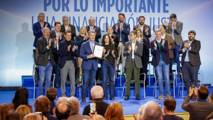 Feijóo y Azcón en la firma de la 'Declaración de Zaragoza'