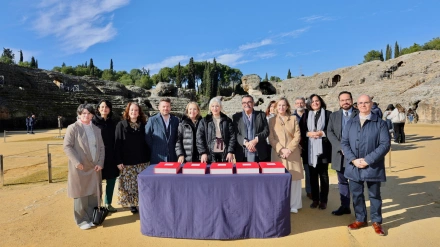 Acto celebrado en el anfiteatro del Conjunto Arqueológico de Itálica en Sevilla