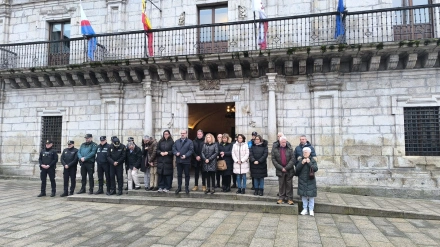 Ponferrada (León) muestra su total solidaridad con las víctimas del accidente ferroviario de Adamuz (Córdoba)