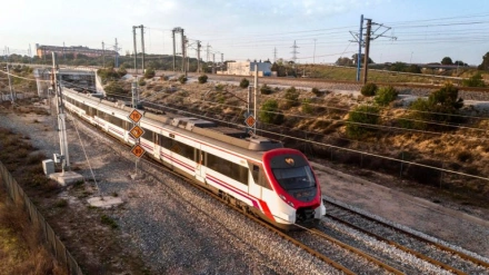El tren de proximidad entre Huesca y Zaragoza es una de las principales reivindicaciones de Huesca Suena