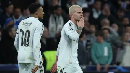 Mastantuono celebra su gol en el Real Madrid - Mónaco