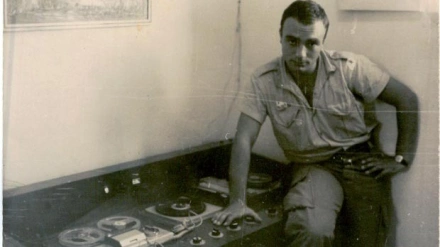 Julio Méndez durante su período en el Sáhara