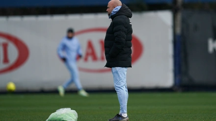 Manolo González ha dirigido el entrenamiento de hoy en la Ciudad Deportiva de Sant Adrià.