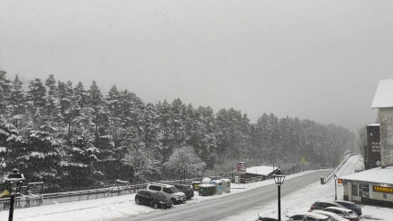 La borrasca Ingrid deja más nieve en el Pirineo Aragonés. Canfranc