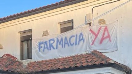 La plataforma en defensa de la farmacia de Villar del Río lleva ocho años peleando por su reapertura