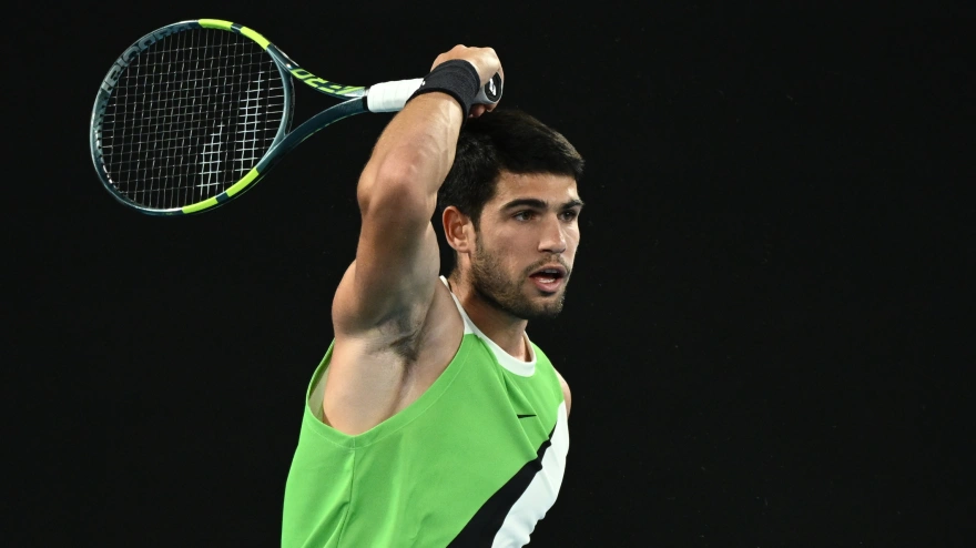 Carlos Alcaraz, durante el partido ante Alex de Miñaur