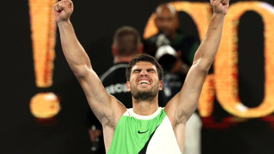 Carlos Alcaraz rompe su techo en Australia