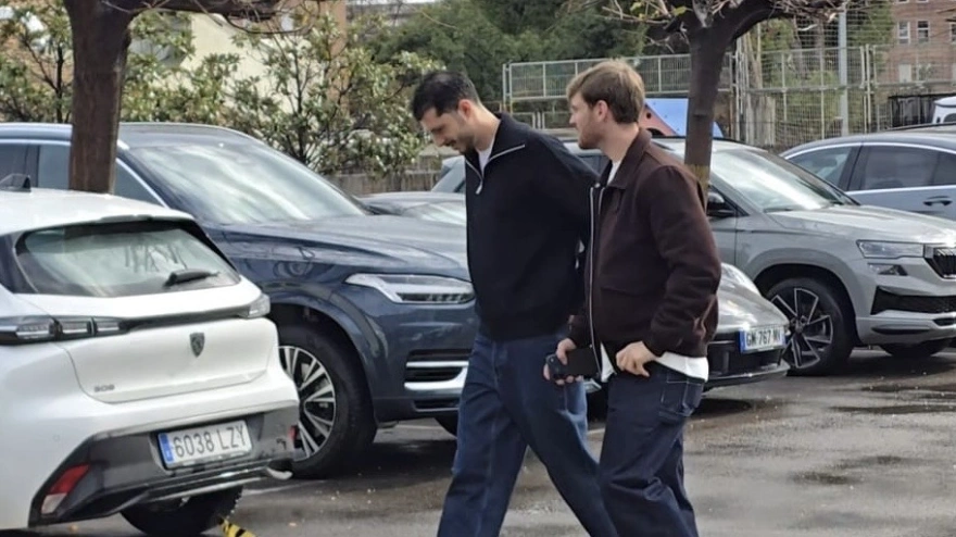 Plantilla y cuerpo técnico comparten mesa y mantel