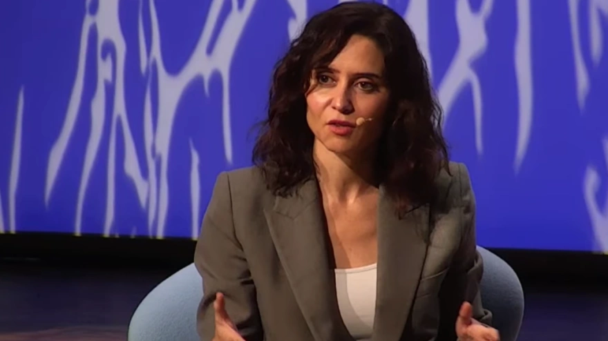 La regidora madrileña durante un acto en el Palacio de Congresos de Huesca