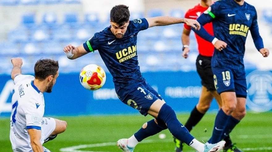UCAM Murcia CF solo pudo empatar contra el Extremadura