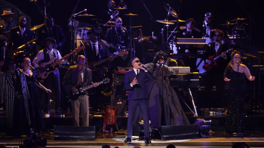 October London se presenta en el escenario durante la 68.a ceremonia anual de los Premios Grammy en el Crypto.com Arena en Los Ángeles, California, EE. UU., el 1 de febrero de 2026.