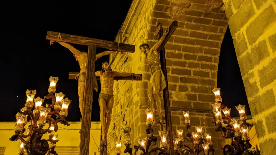 El paso del Cristo del Perdón, en el Arco del Arroyo