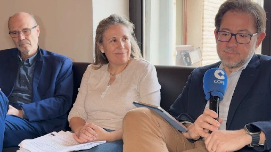 Isaac Martín, José Sacristán y María Asunción Cañada