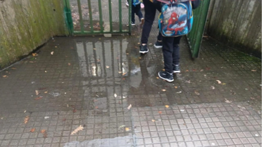 Vídeo con los desperfectos en el CEIP Wenceslao Fernández Flórez de A Coruña