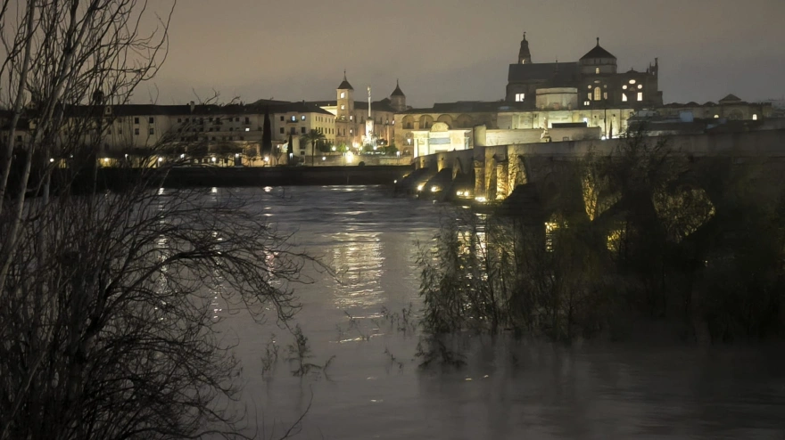 El Guadalquivir este viernes a su paso por Córdoba