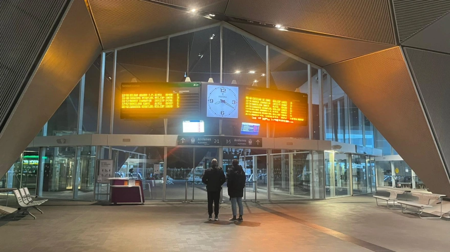 Viajar de La Rioja a Madrid se convierte en una odisea por la huelga de trenes y los retrasos