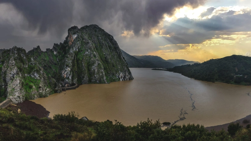 Imagen actual de la presa de los Caballeros, en Montejaque