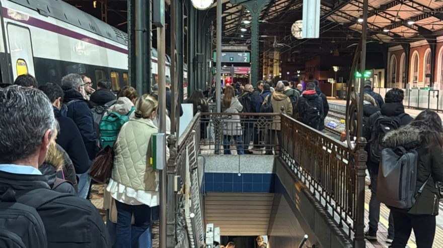 Imagen de la estación de trenes Campo Grande (Valladoild) tras las huelga personal de servicio que mantienen los sindicatos minoritarios