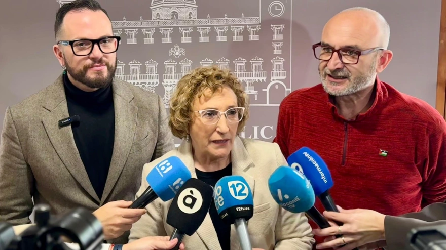 Los tres grupos de izquierdas elevan al pleno la dimisión y reprobación de Barcala por el escándalo en la adjudicación de vivienda pública